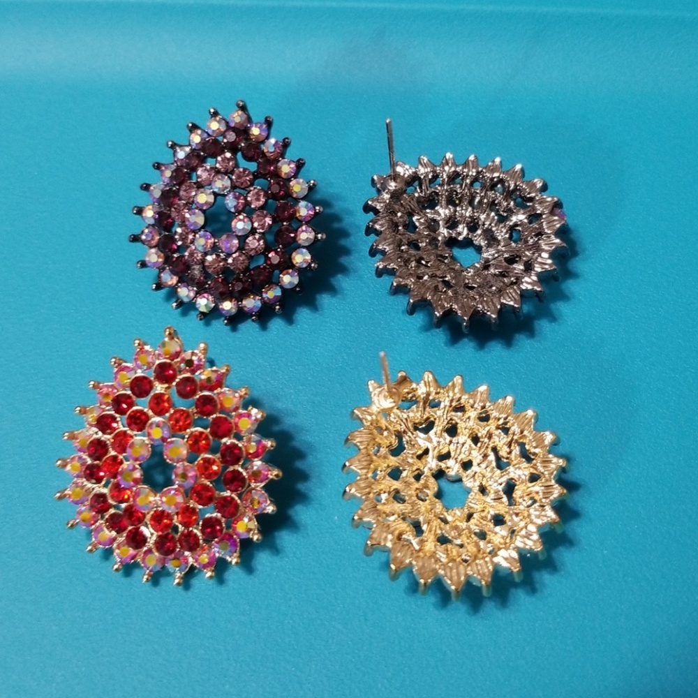 Tear drop earrings - Picture 2 of 5